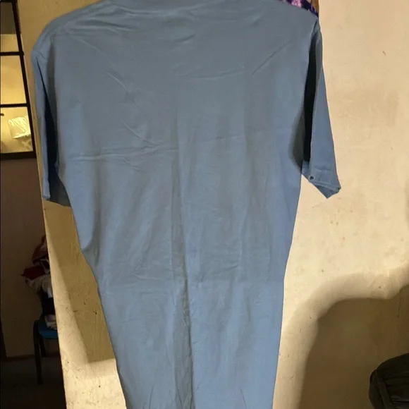 💥 Uniqlo Blue Peppermint Graphic Tee - Picture 6 of 6